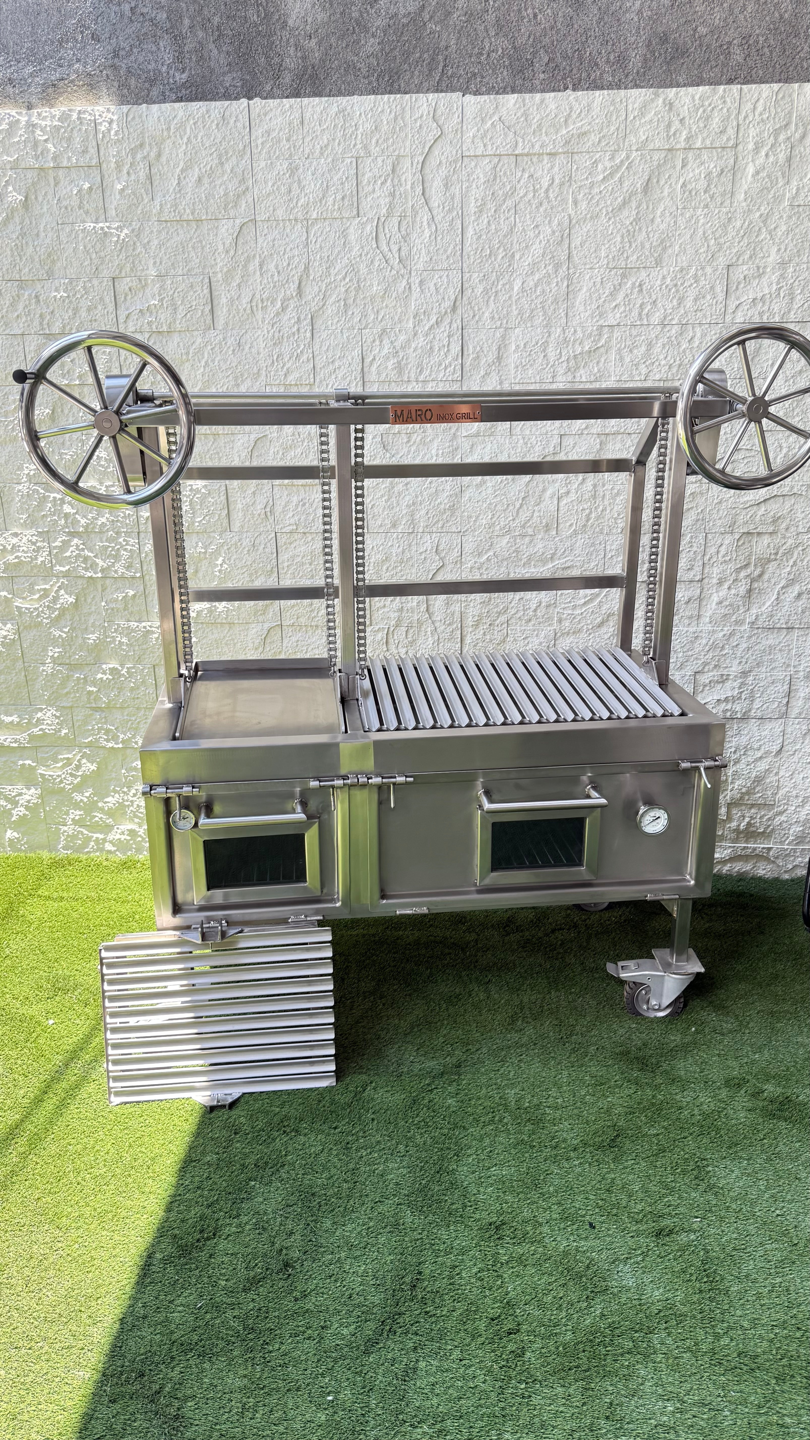 Asador doble con ataúd y elevación Santa María (incluye plancha)
