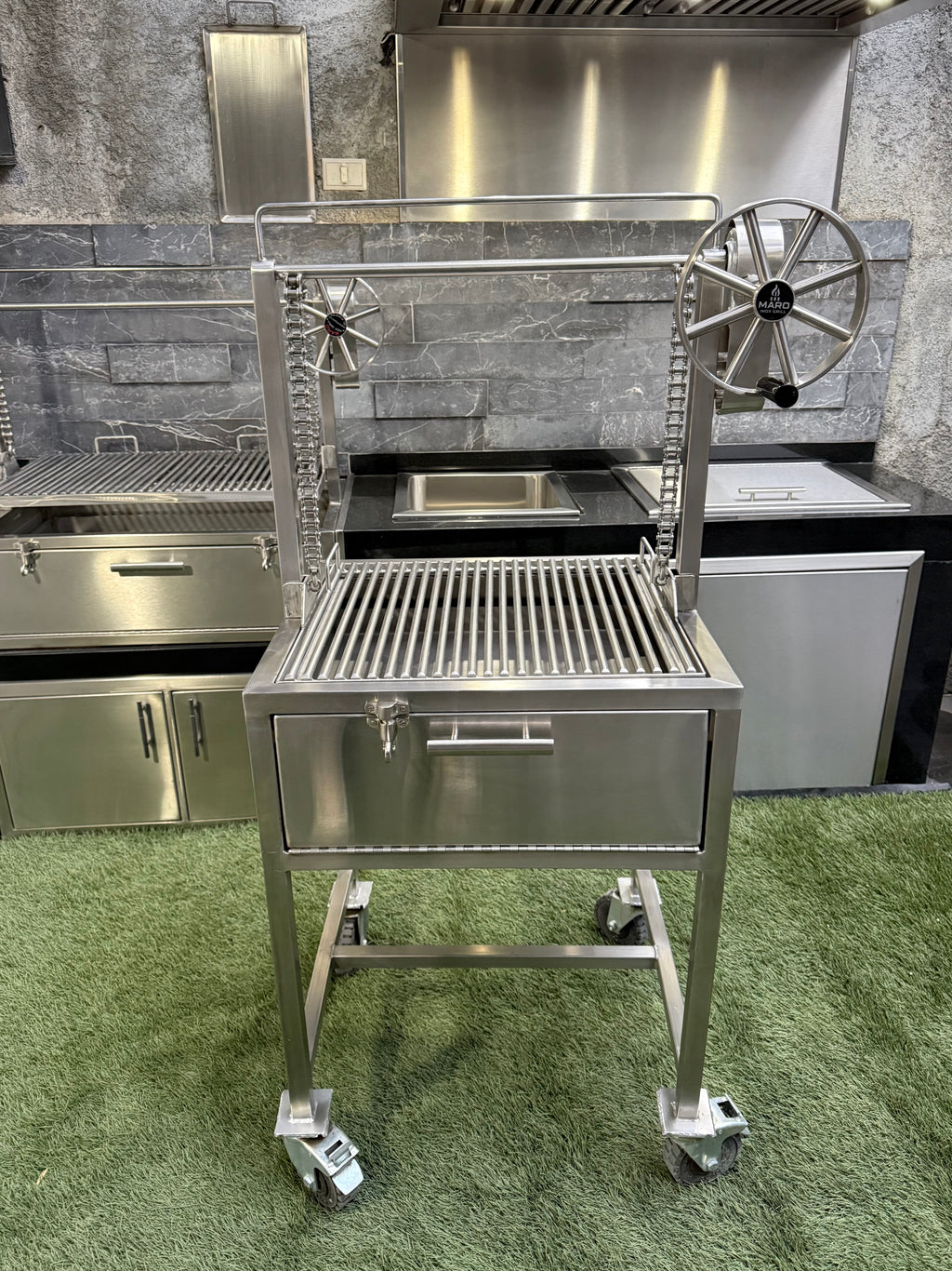 Asador con elevador Santa María S 2026