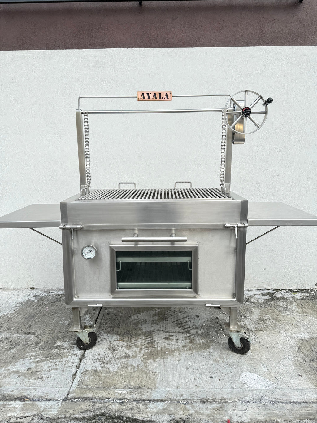 Asador con ataúd Santa María lux