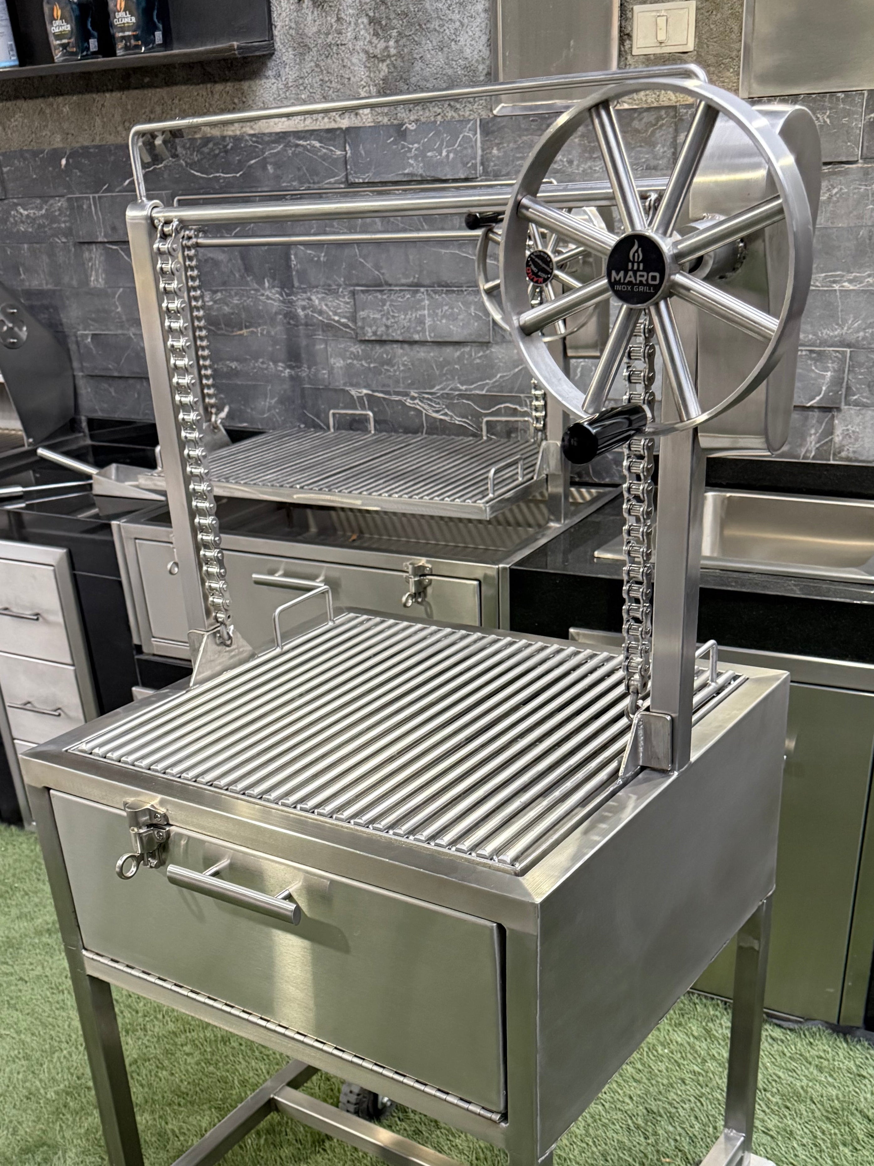 Asador con elevador Santa María S 2026