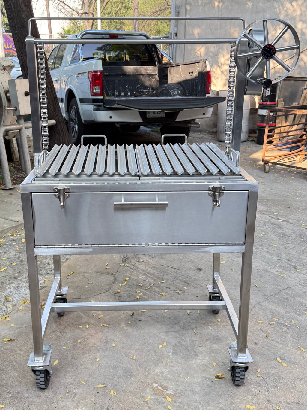 Asador con elevador Santa María L 2026