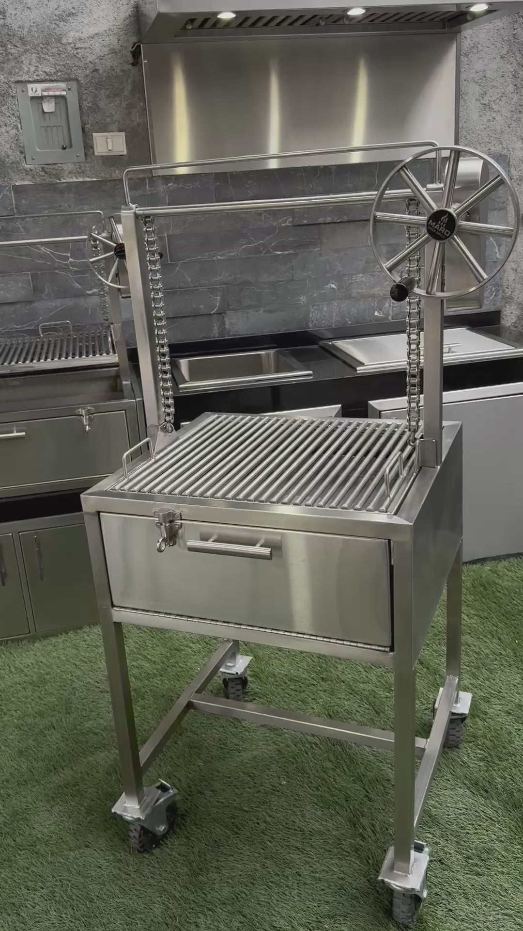 Asador con elevador Santa María S 2026